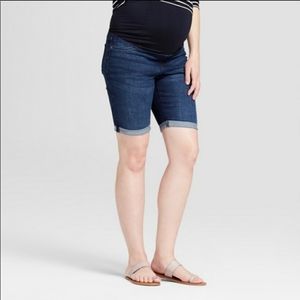 Isabel maternity bermudas NWT 9” inseam full panel